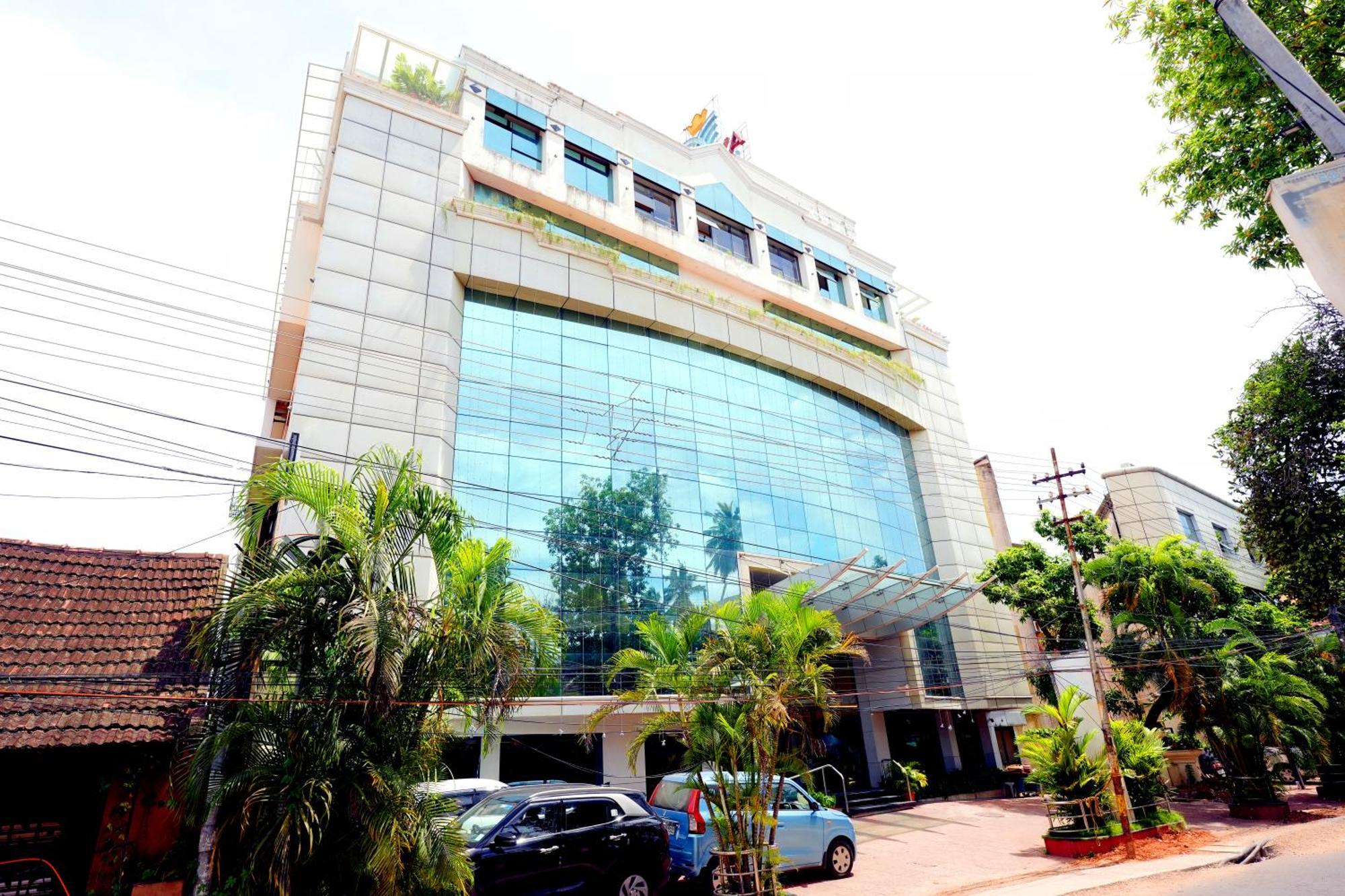 Maurya Rajadhani Thiruvananthapuram Zewnętrze zdjęcie