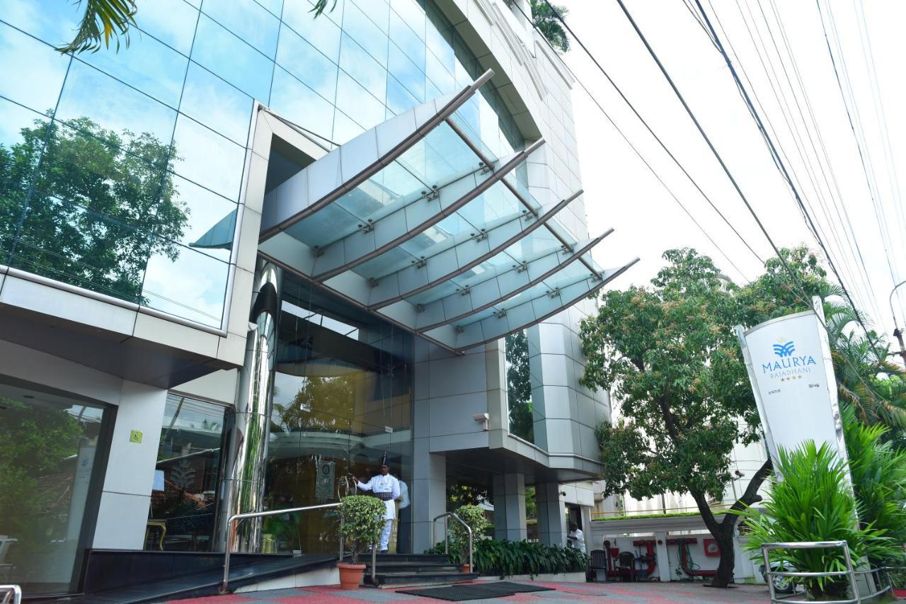 Maurya Rajadhani Thiruvananthapuram Zewnętrze zdjęcie